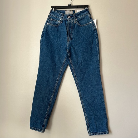 Everlane The Curvy '90s Cheeky Straight Blue Wash Jean - Picture 5 of 12